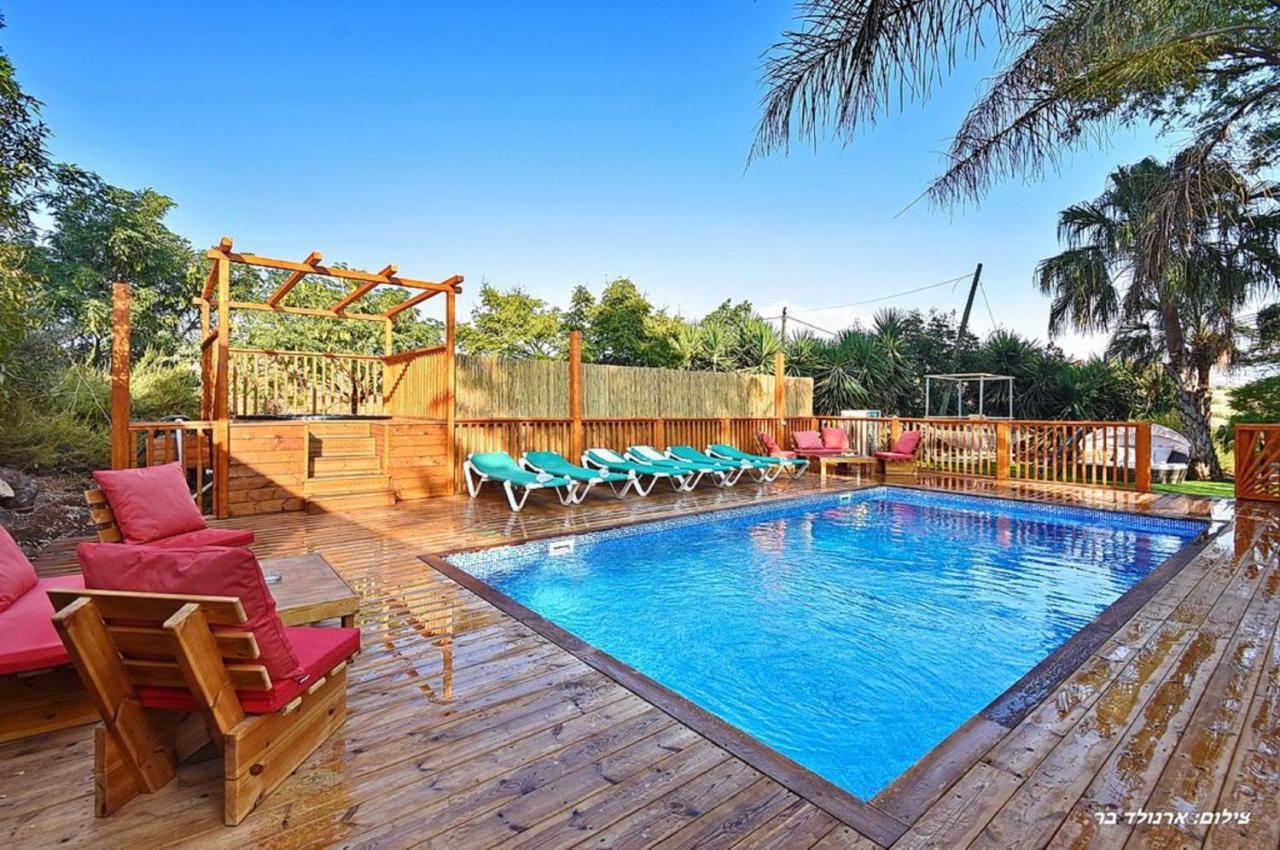 Hawaii Mansion Villa Rosh Pinna Bagian luar foto
